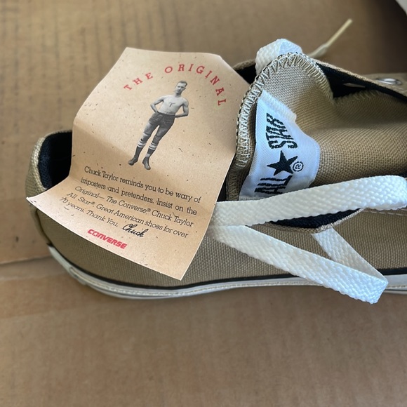 Women’s Khaki Low Top Converse - Vintage - size 7 - Picture 6 of 6